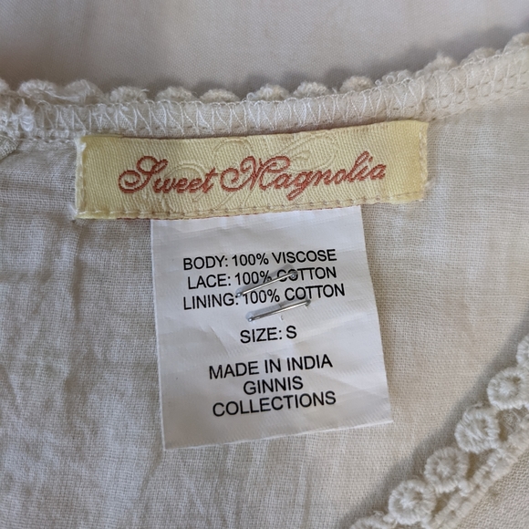 Sweet Magnolia Boho Bell Sleeve Tunic Top - Picture 6 of 10